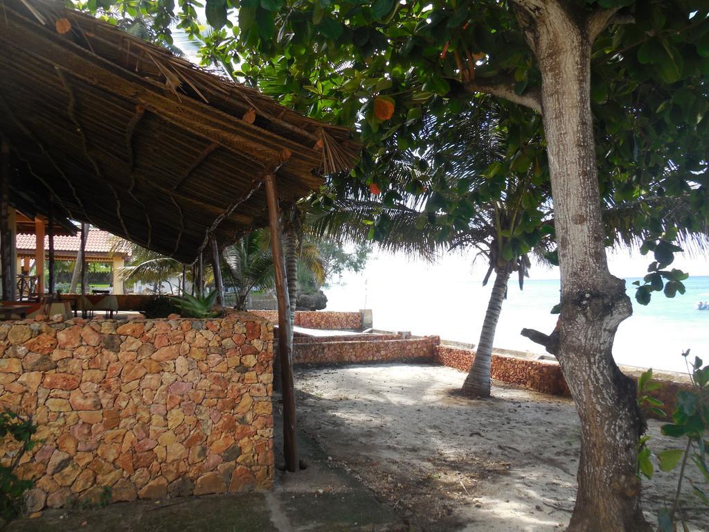 Swahili Beach Resort Zanzibar エクステリア 写真