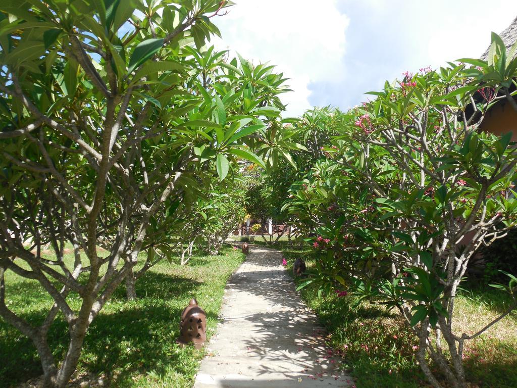Swahili Beach Resort Zanzibar エクステリア 写真