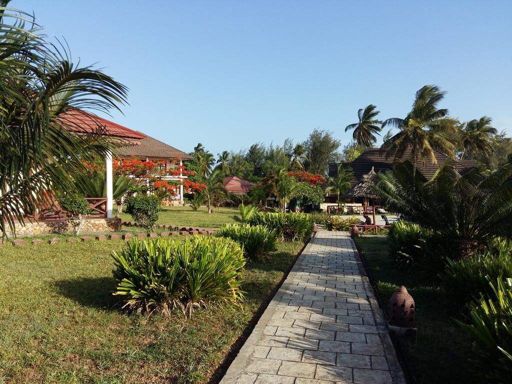 Swahili Beach Resort Zanzibar エクステリア 写真