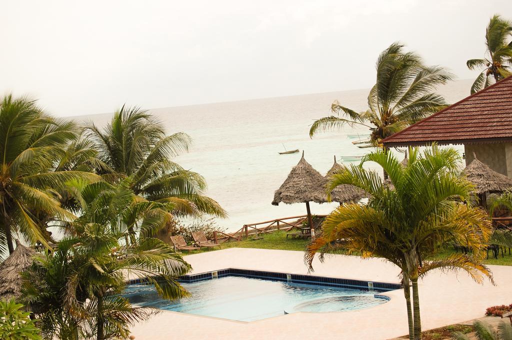 Swahili Beach Resort Zanzibar エクステリア 写真