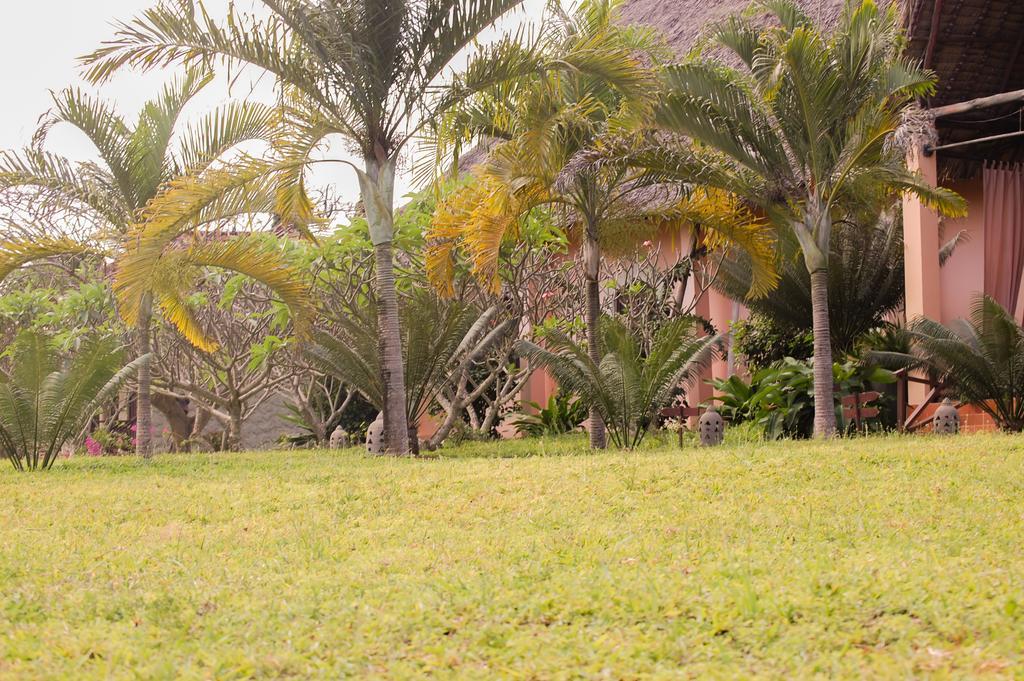 Swahili Beach Resort Zanzibar エクステリア 写真