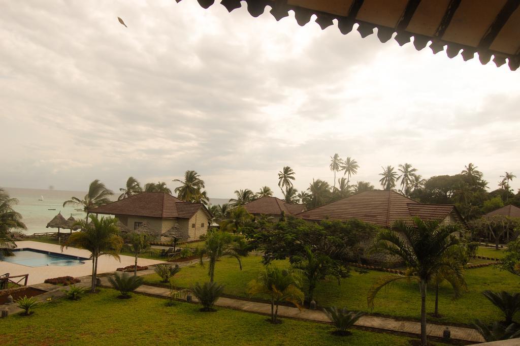 Swahili Beach Resort Zanzibar エクステリア 写真