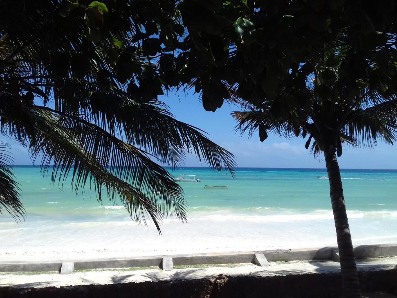 Swahili Beach Resort Zanzibar エクステリア 写真